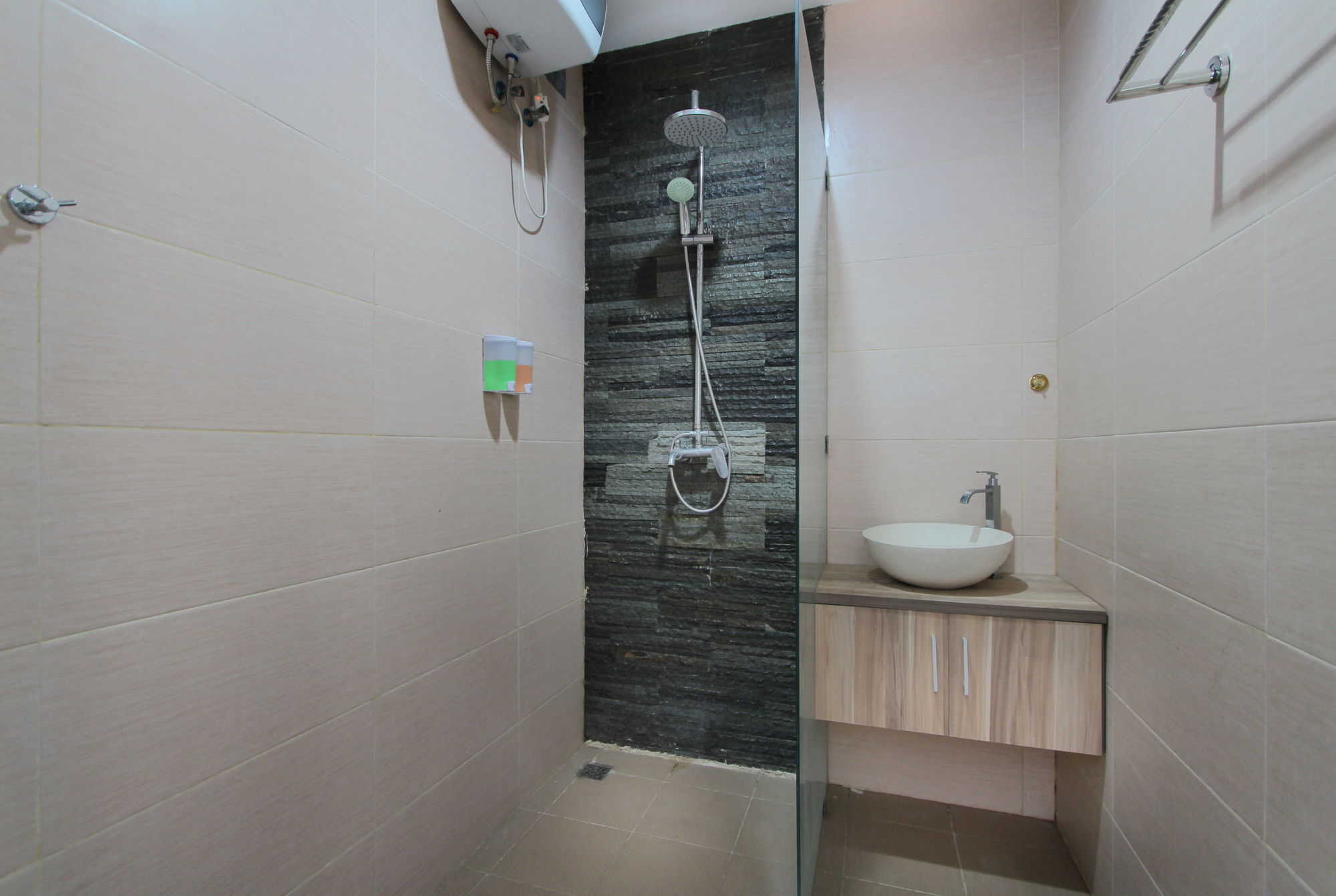 Srikandi Inn Kuta Selatan Extérieur photo